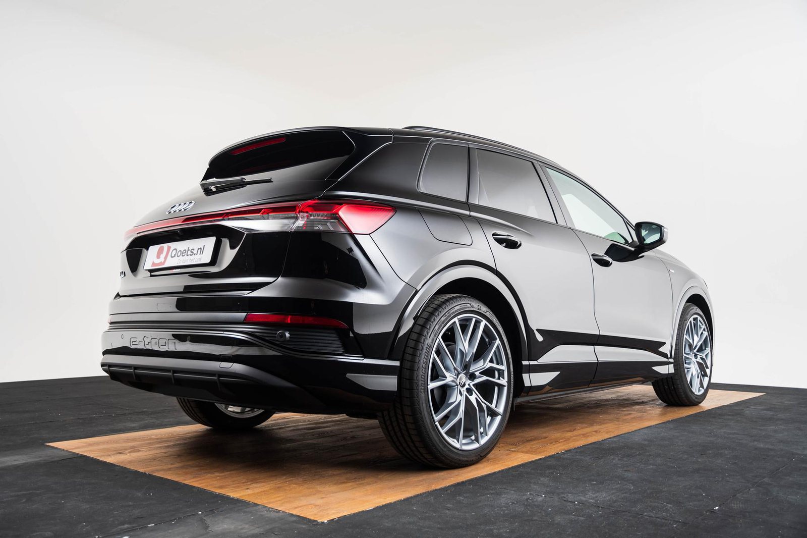 Audi Q4 e-tron RA.jpg