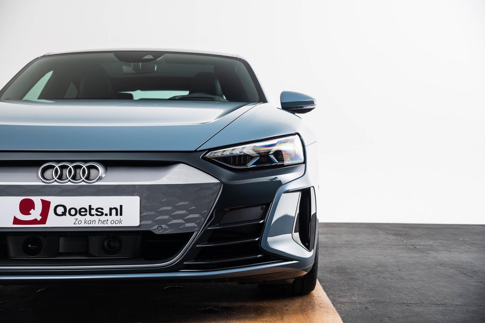 Audi e-tron GT quattrowqf.jpg