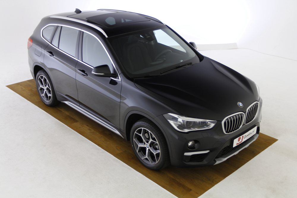 BMW - X1 sDrive18i - 3G86418 - Teaser - Exterieur (9).JPG