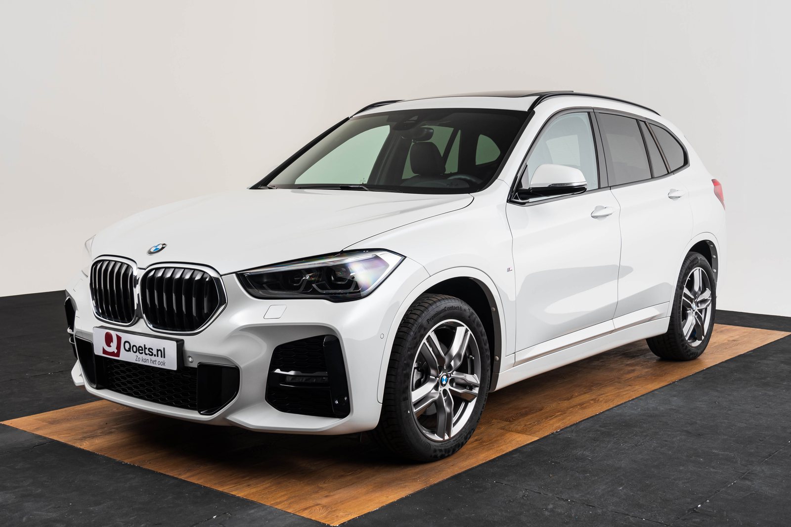 BMW - X1 sDrive18i - 5U76860 - Exterieur (1).jpg