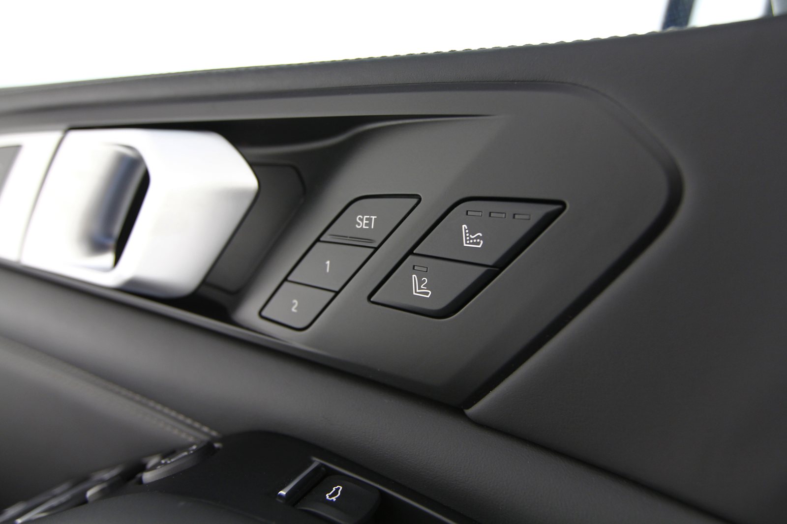 BMW - X5 M50d xDrive - LB12717 - Teaser - Interieur - (5).JPG