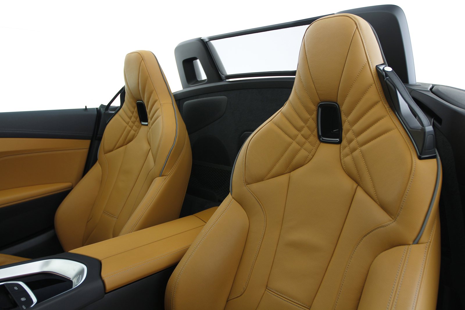 BMW - Z4 sDrive20i - WW33056 - Teaser - Interieur (8).JPG