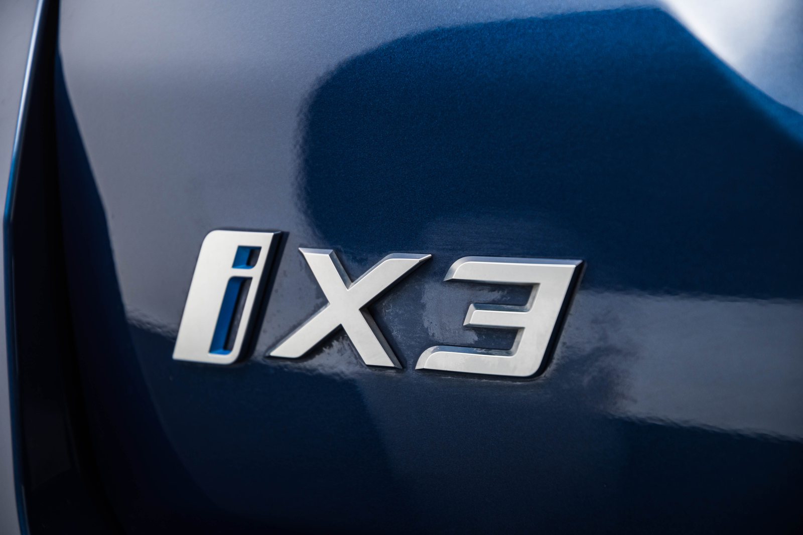 BMW - iX3 - SZ88759 - Exterieur (6).jpg