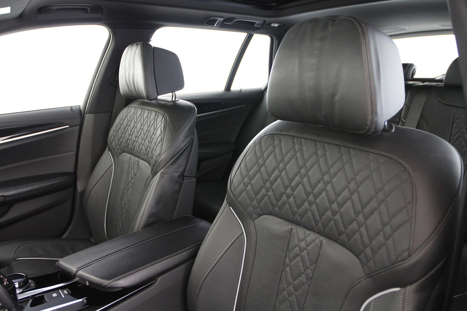 CAR-15338-2B23EC2B-2615-4A30-AFEDF0E7DCFA9AD8 (1).jpg