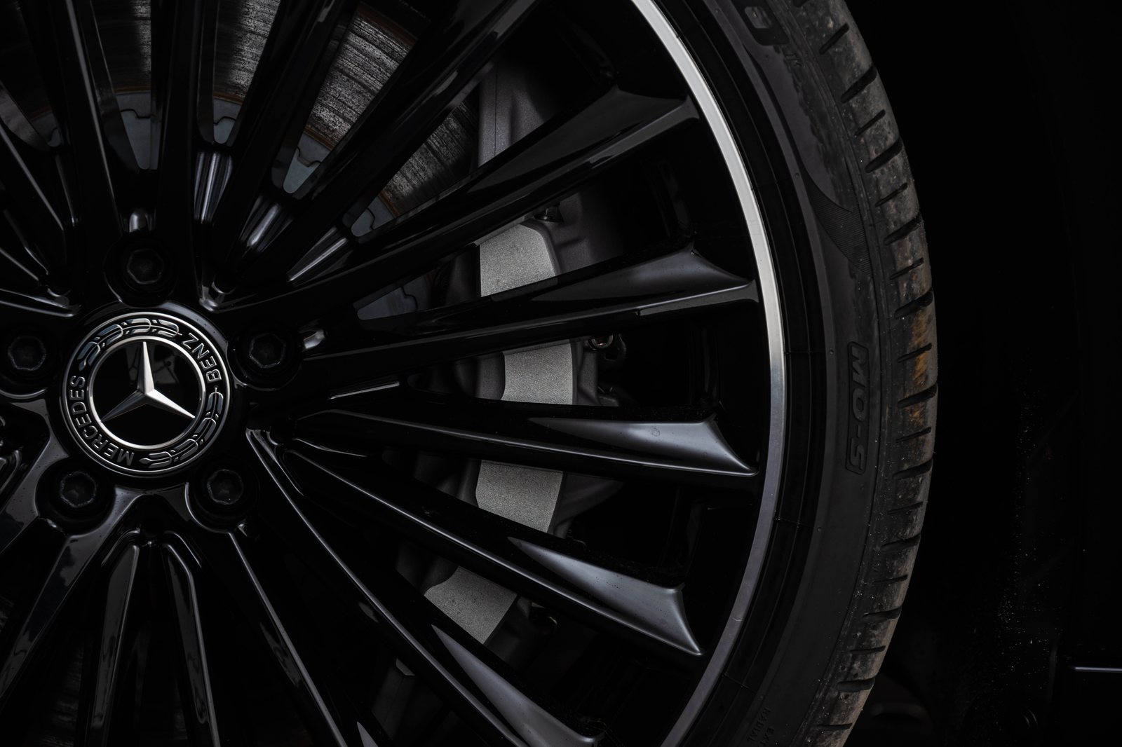 Mercedes EQE (5).jpg