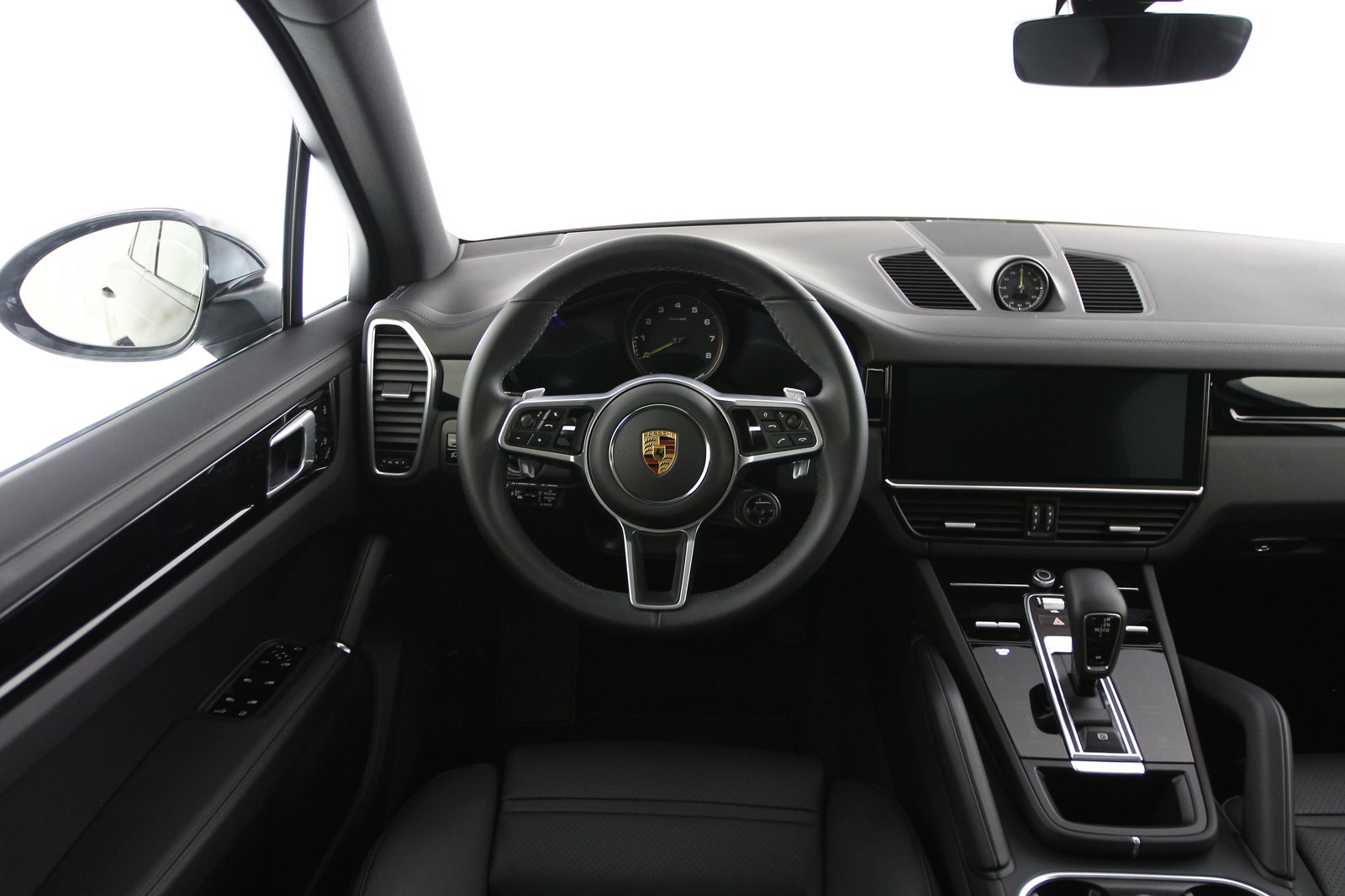 Porsche - Cayenne E Hybrid - DA30390 - Teaser - Interieur (2).JPG