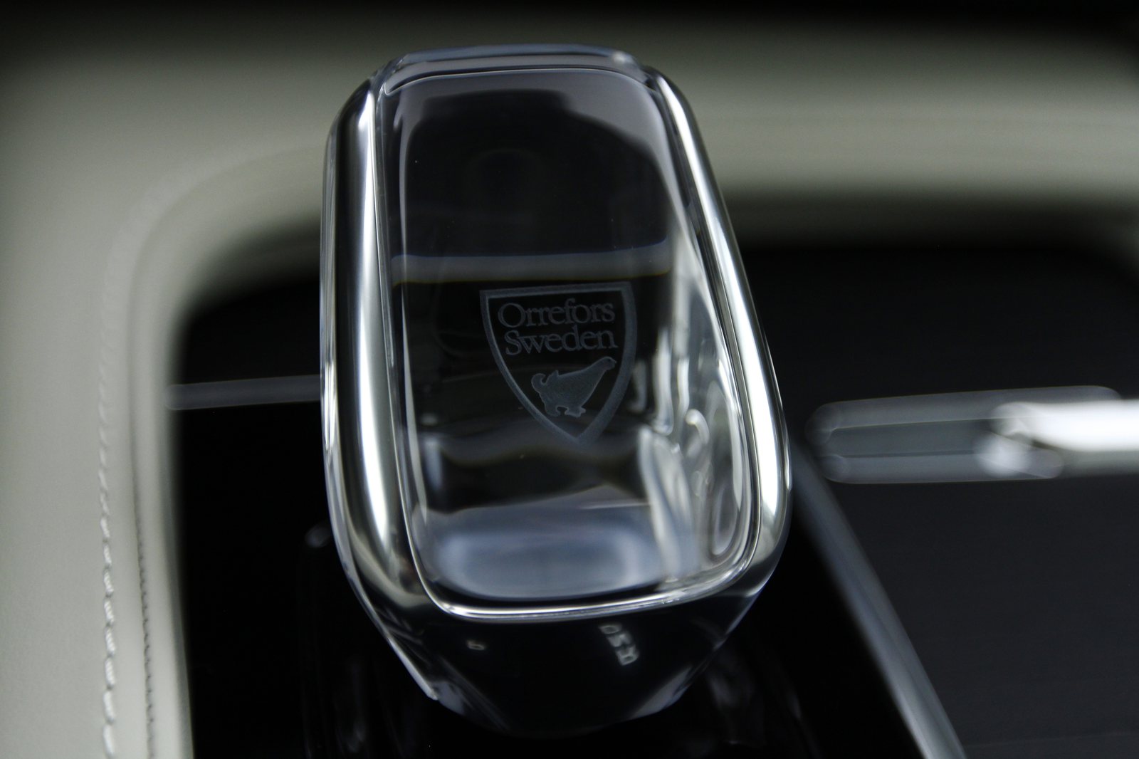 Volvo - XC90 T8 Inscription - 1549392 - Teaser - Interieur (34).JPG