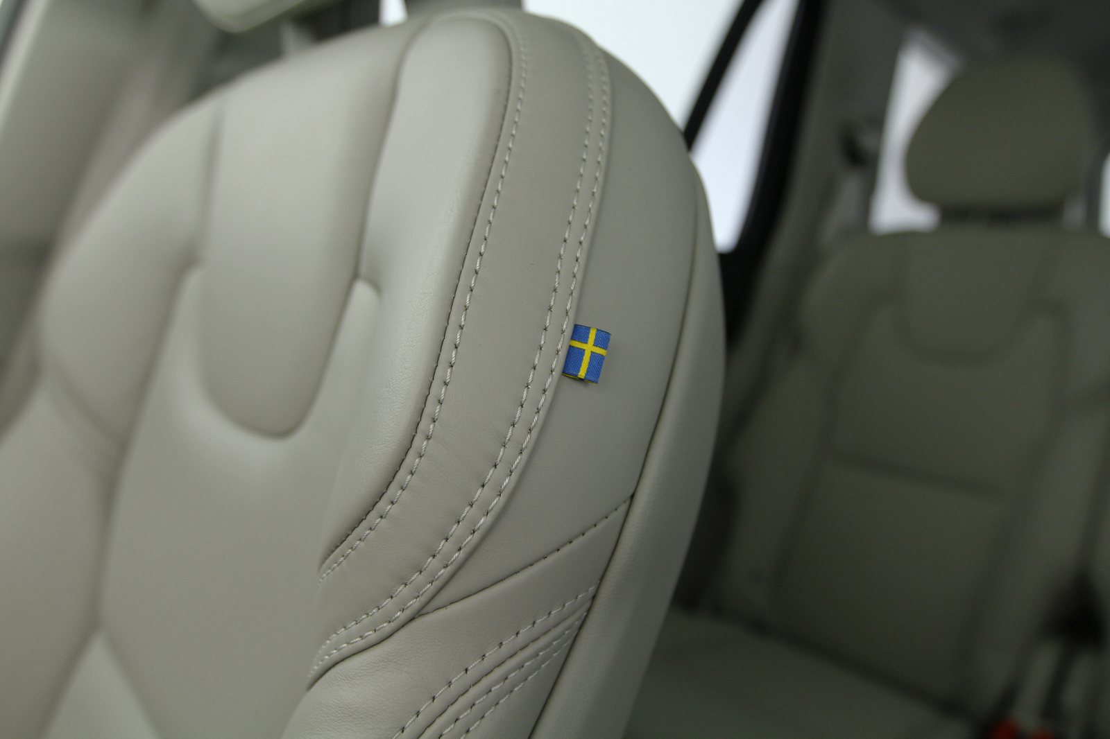 Volvo - XC90 T8 Inscription - 1549392 - Teaser - Interieur (10).JPG