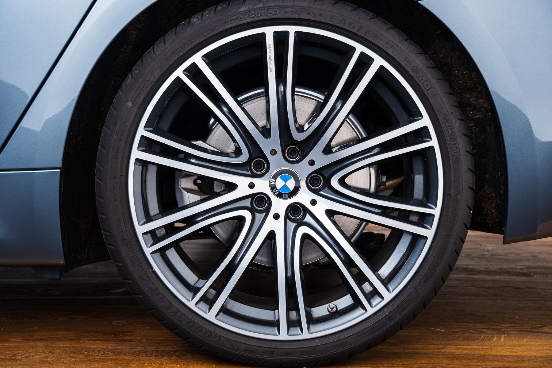 20 inch lichtmetalen wielen BMW Individual V-spaak (styling 759 I)* in Ferric Grey